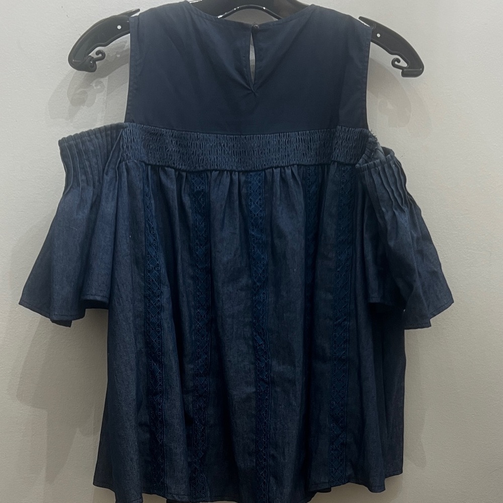 Elegant Navy Off-Shoulder Blouse - Picture 5 of 5